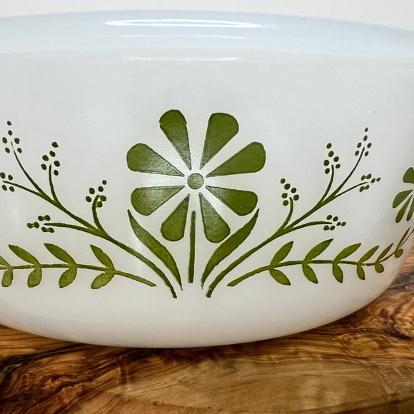 Vintage Jeannette Glasbake White Green Daisy 1 ½ Qt Casserole Dish #J2600 USA - Picture 3 of 16
